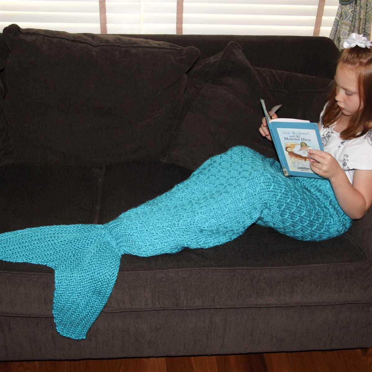 Create your own magical mermaid tail - Knitting patterns for adults Mermaid tail knitting pattern for adults