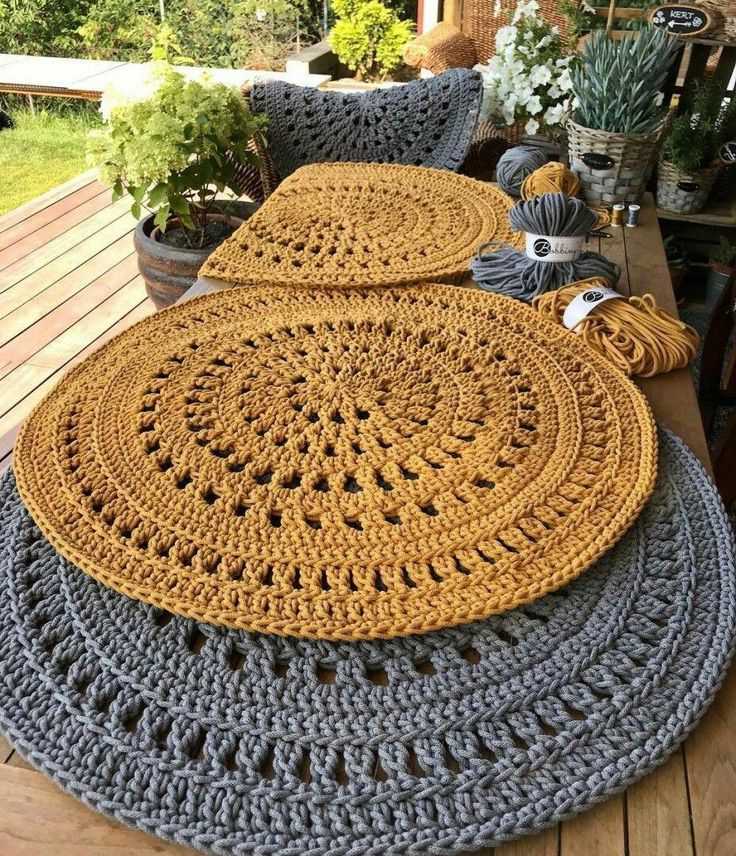 Knitted round placemat patterns