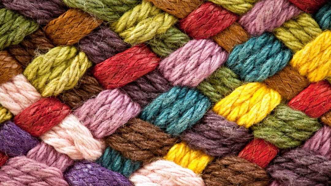 Work in pattern knitting