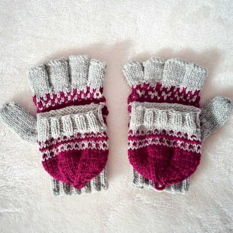 Free knitting pattern for fingerless gloves with mitten flap