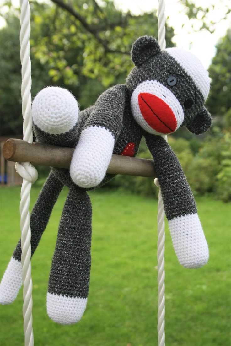 Knitted sock monkey pattern free