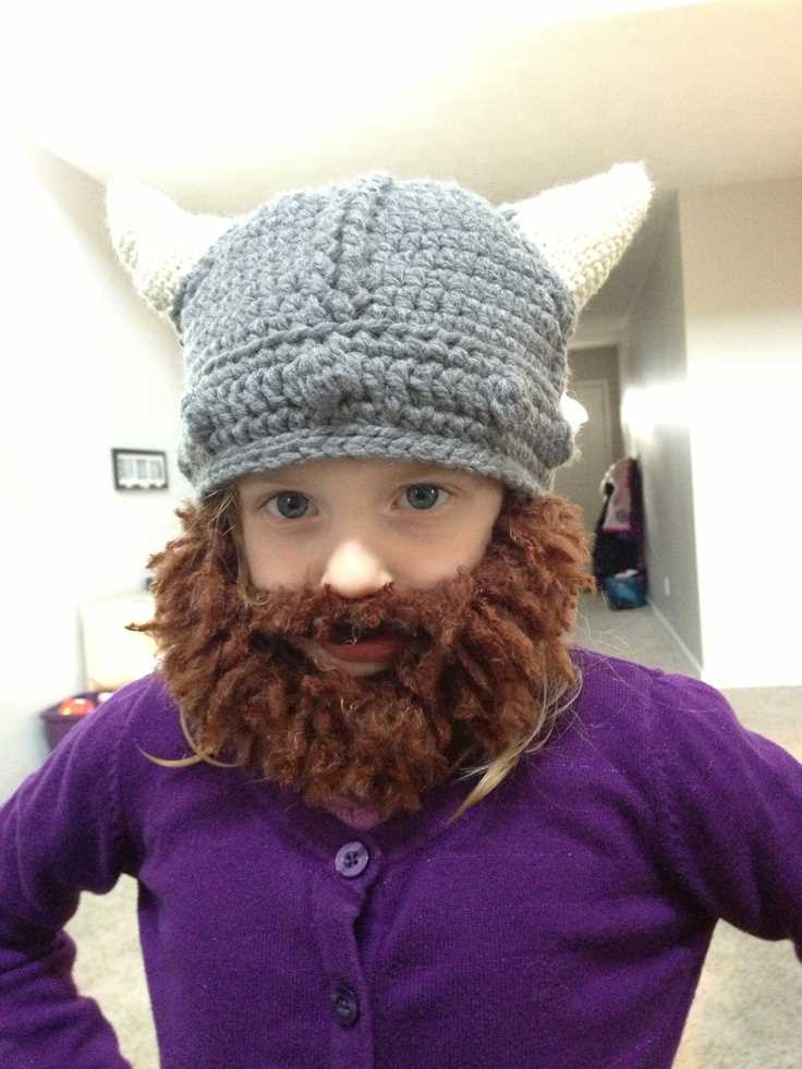 Knitted viking hat and beard pattern
