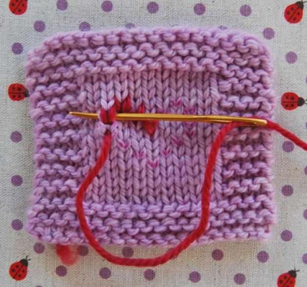 Duplicate knitting stitch patterns