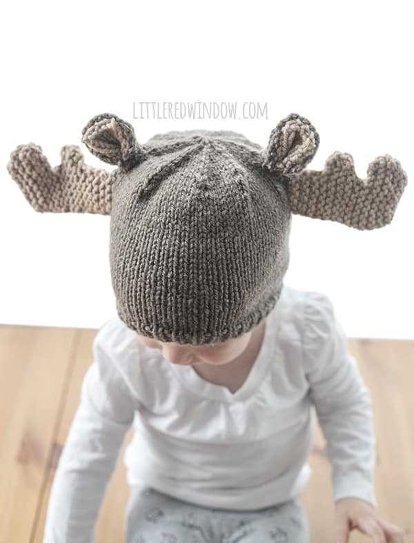 Moose hat knitting pattern