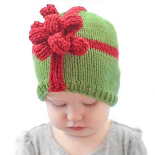 Knit pattern baby hat