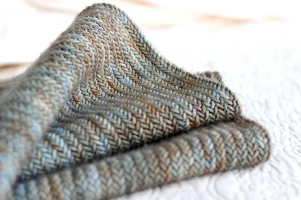 Free knitted scarf patterns pinterest