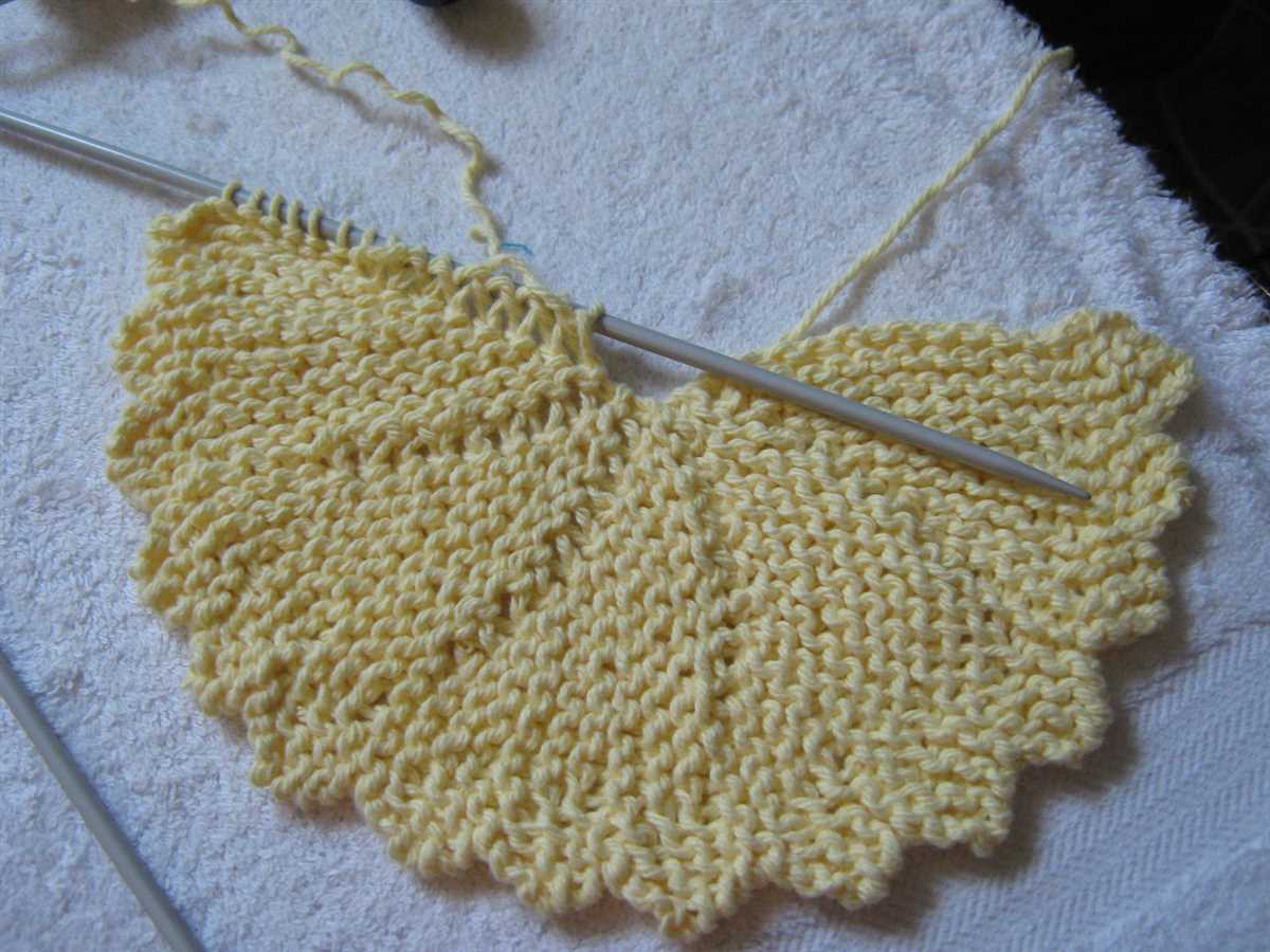 Circular dishcloth knit pattern