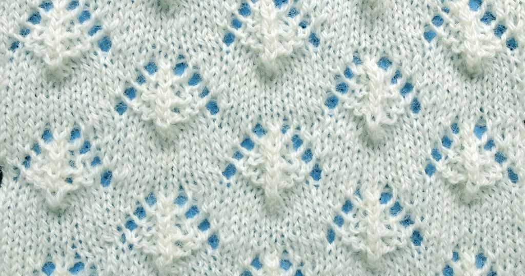 Diamond eyelet knitting pattern
