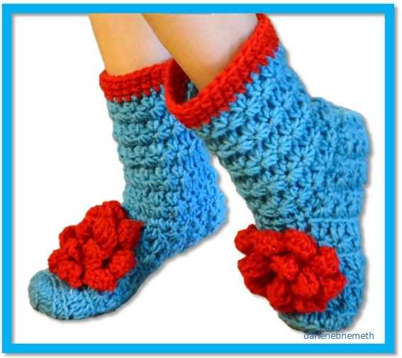 Free knitting pattern for easy slippers with cuffs