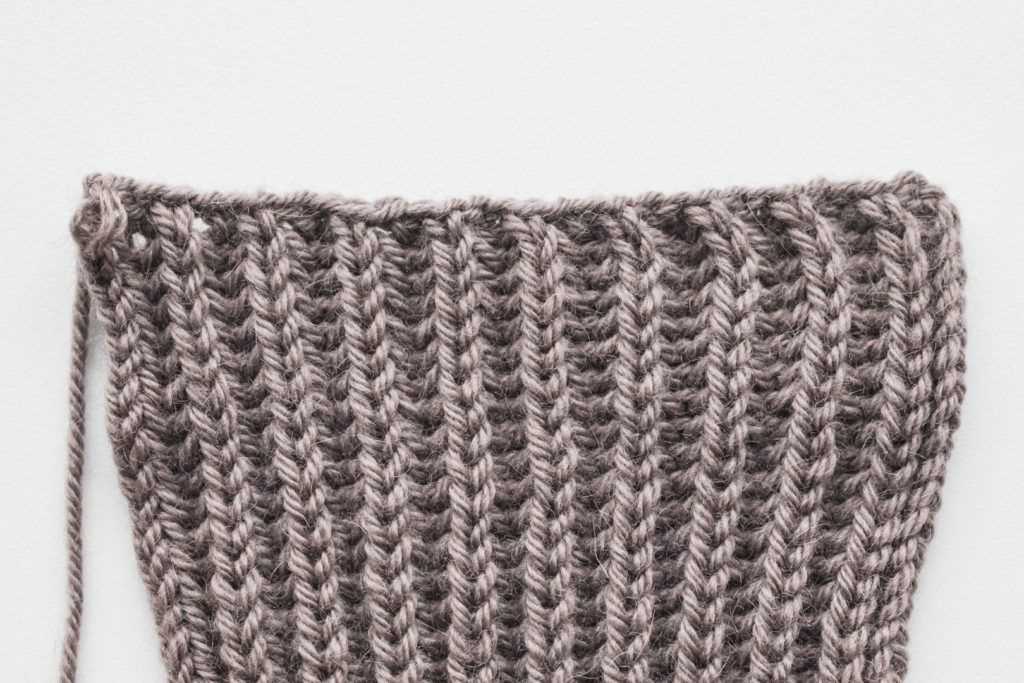Knit headband with twist pattern