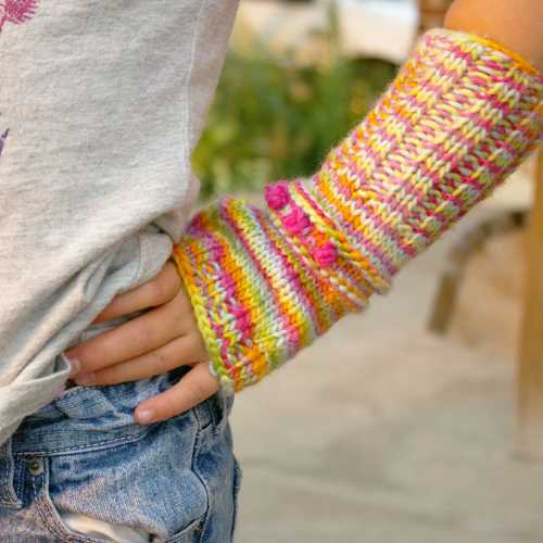 Free knitting pattern fingerless gloves 8 ply