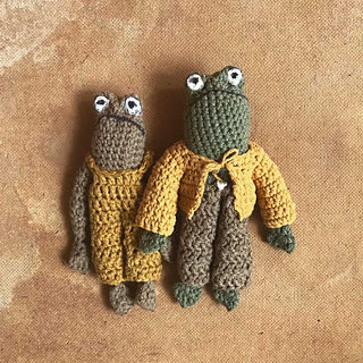 Frog and toad knit pattern