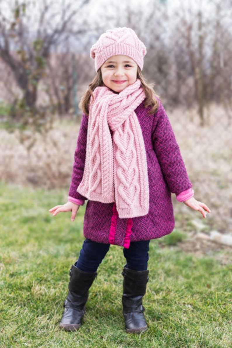 Knitting patterns for childrens scarves