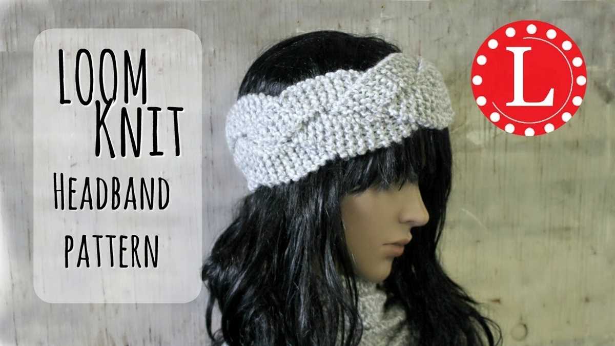 Knitted ear warmer pattern in the round