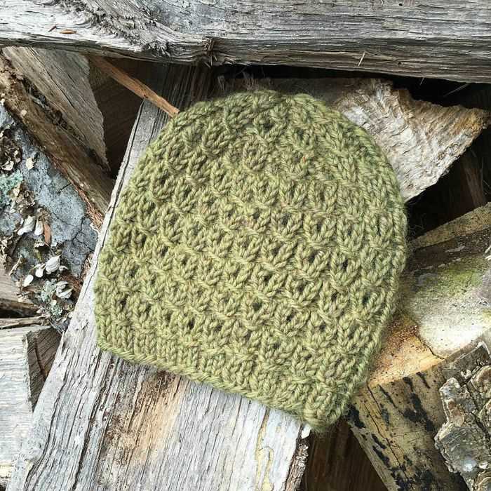 Beehive knit hat pattern