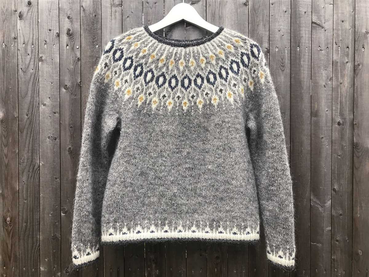 Side button sweater knitting pattern