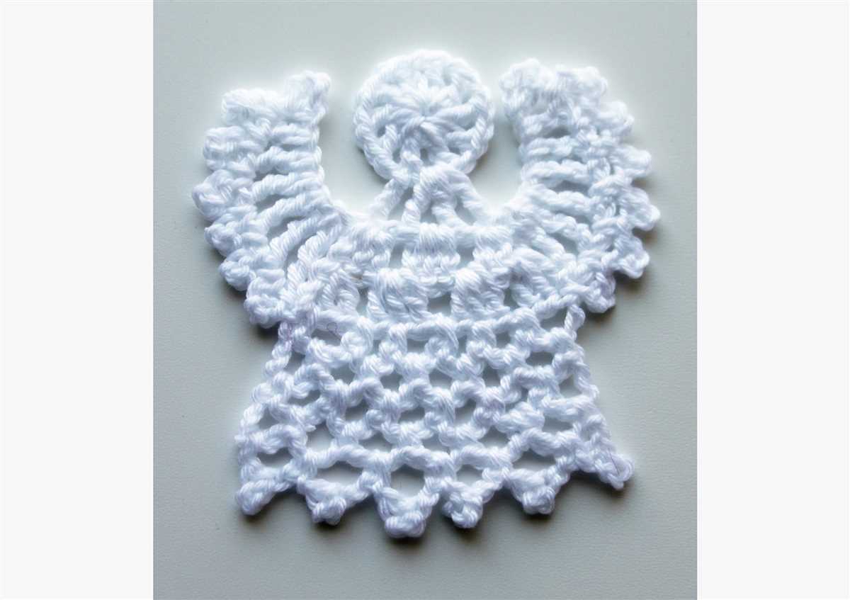 Knitting pattern for an angel