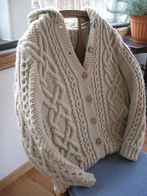 Aran cardigan with hood knitting pattern
