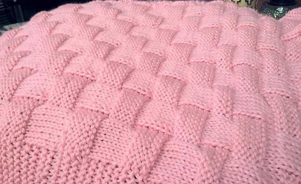 Basket weave knit pillow pattern