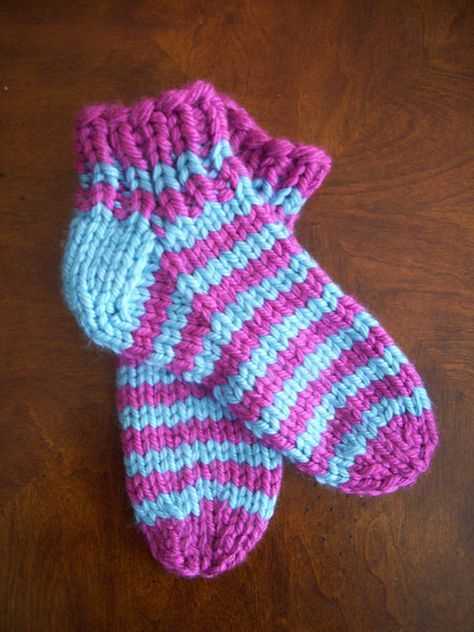 Bed slippers knitting patterns