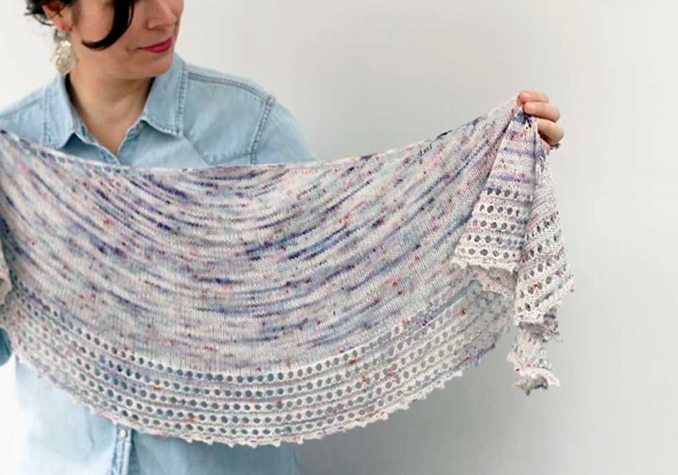 Beginner knit triangle shawl pattern
