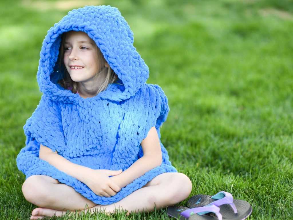 Blanket poncho knitting pattern