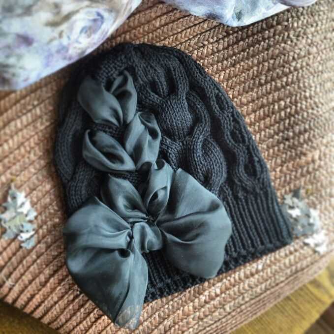 Bow hat knitting pattern