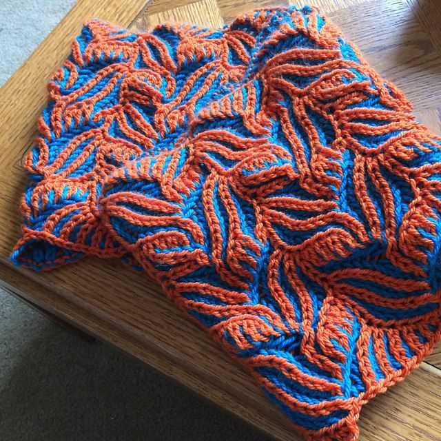 Brioche cowl knitting pattern