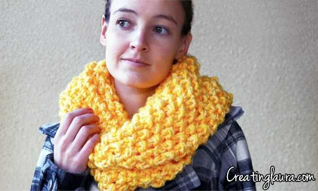 Bulky infinity scarf knitting pattern