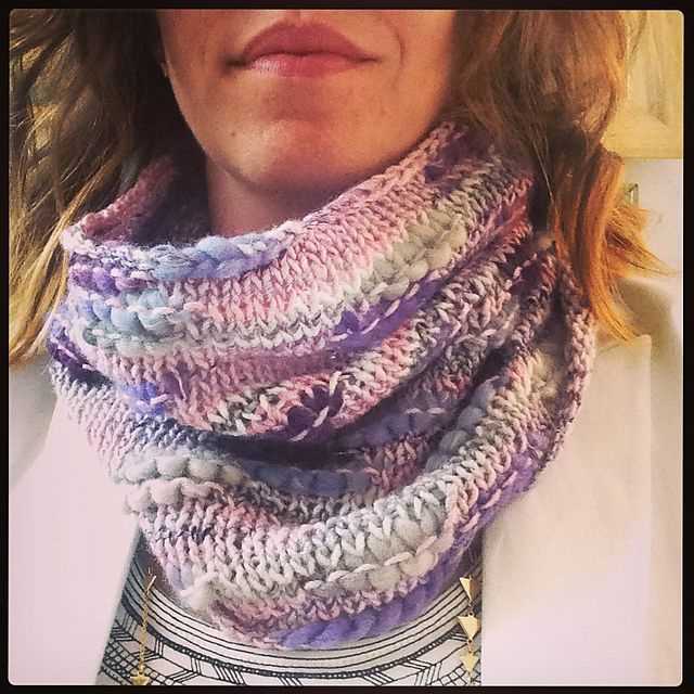 Bulky yarn scarf knit pattern