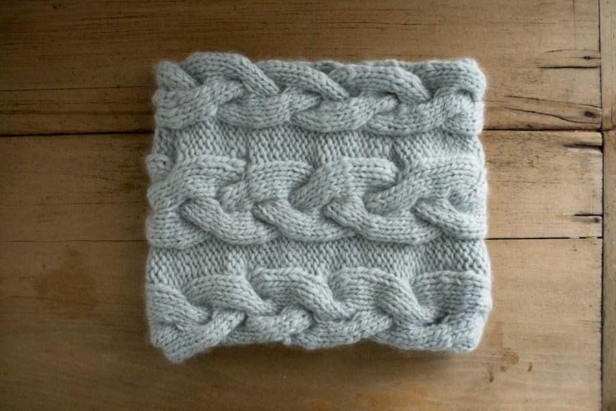 Cable knit cowl pattern free
