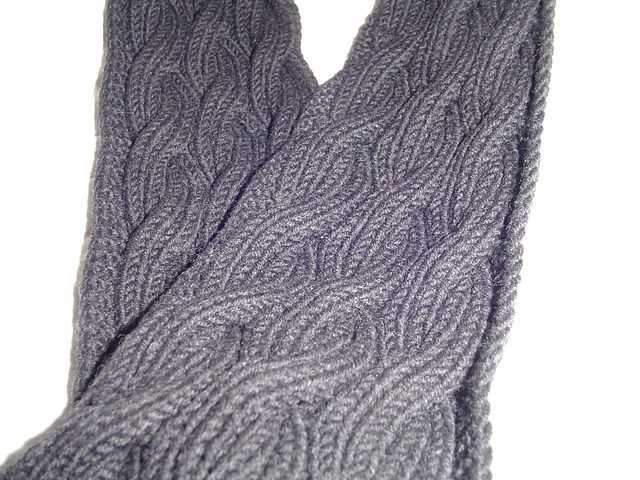 Cable scarf knit pattern