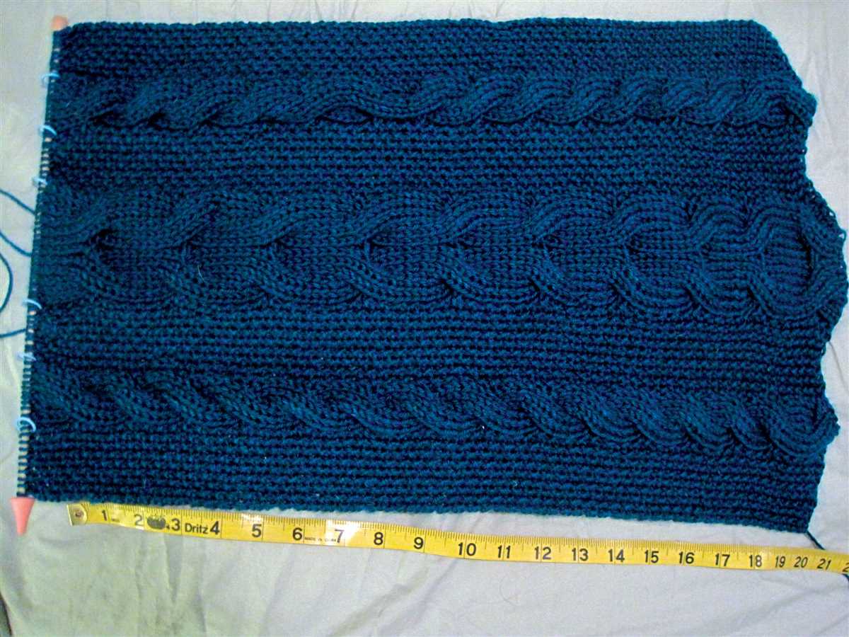 Cable knit pocket scarf pattern