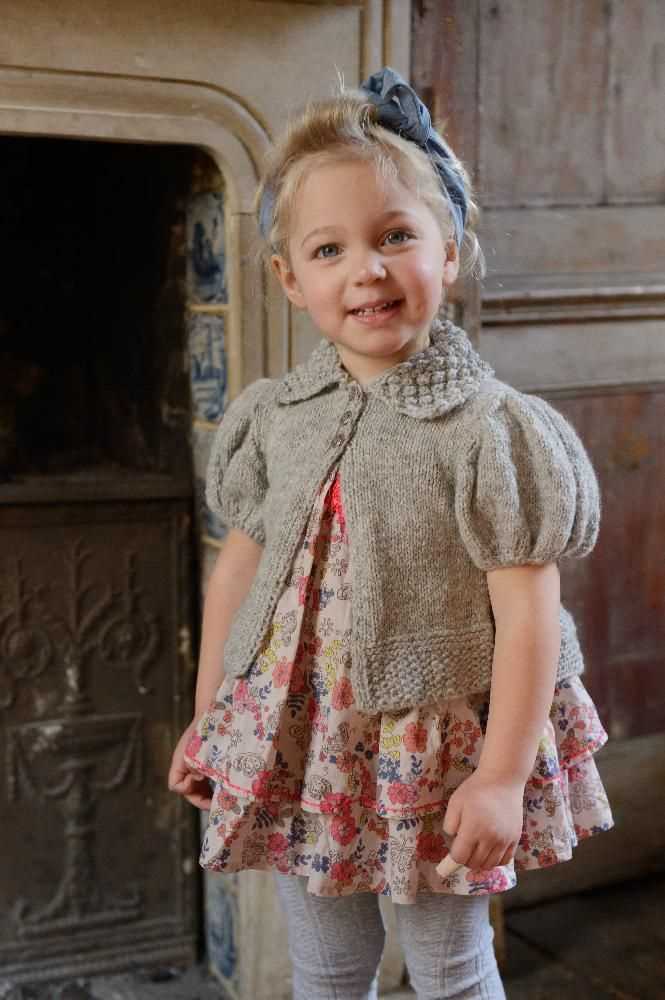 Child's cardigan knitting pattern