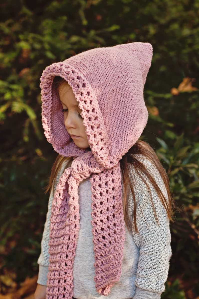 Children's hooded scarf knitting pattern