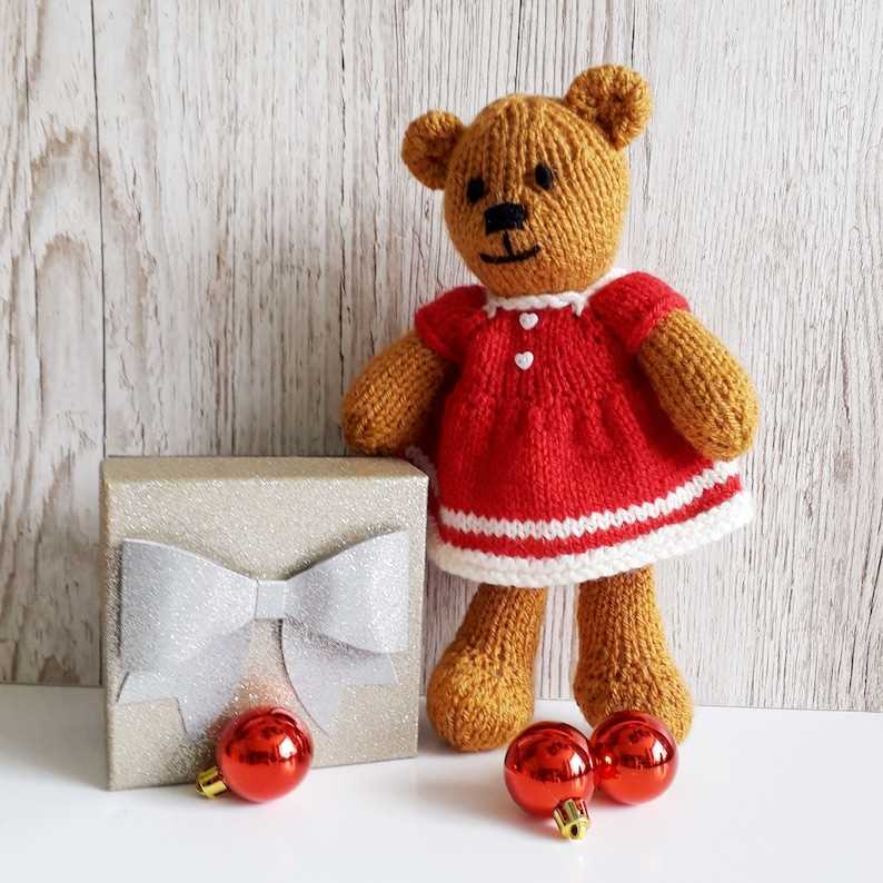 Christmas dress knitting pattern