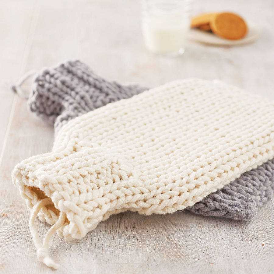 Chunky knit hot water bottle cover pattern