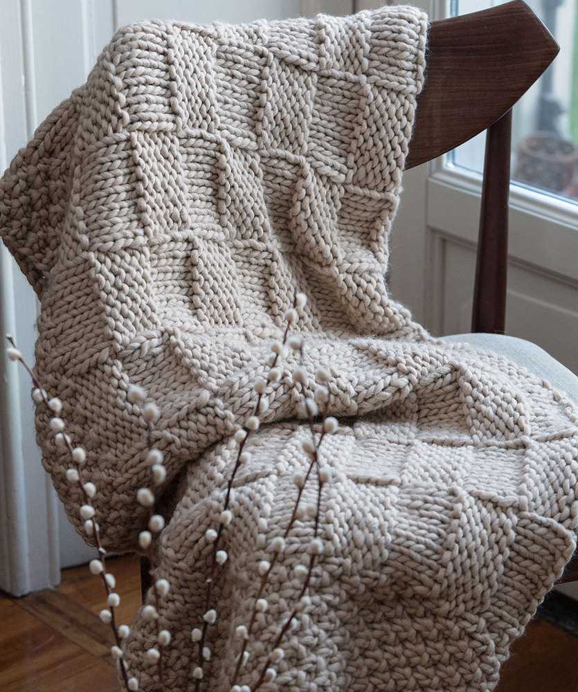 Chunky knit patchwork blanket pattern