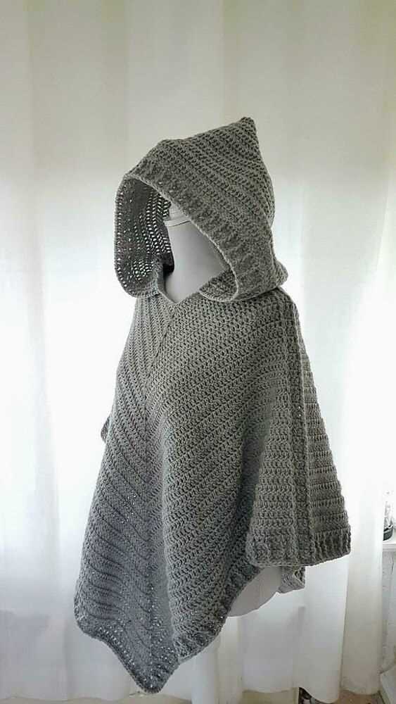 Chunky knit hoodie pattern