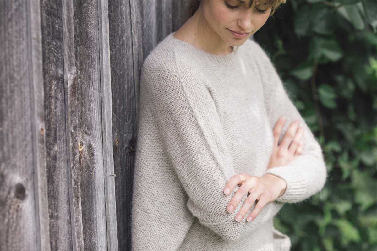 Cold shoulder knitting pattern