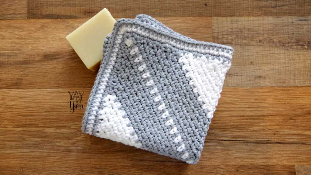 Corner to corner knitted dishcloth pattern