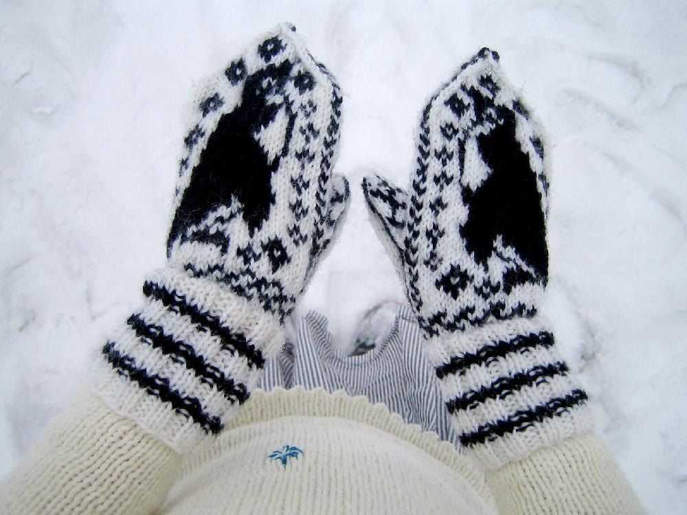 Dk knitting pattern for mittens