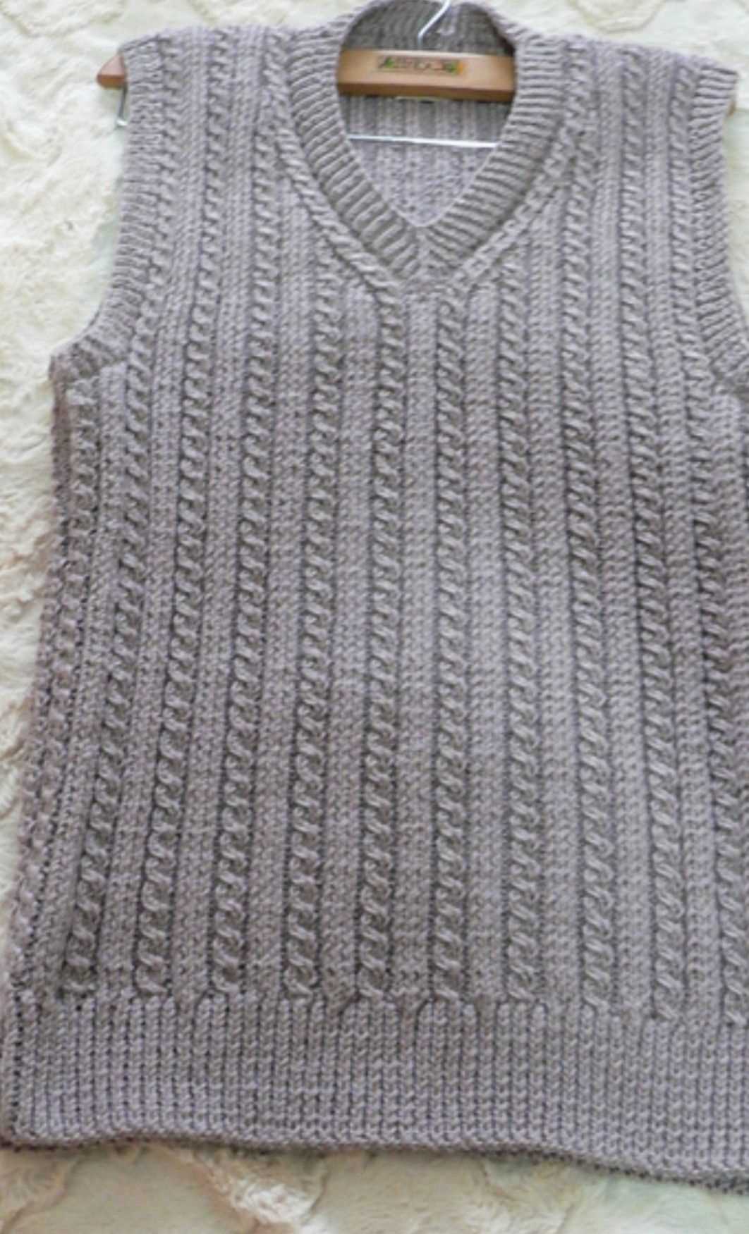 Dk vest knitting pattern