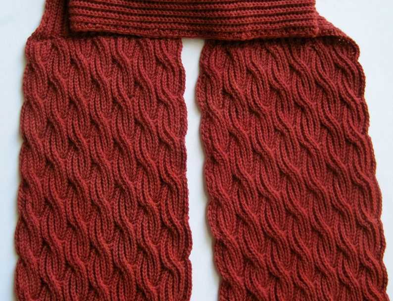 Double cable knit scarf pattern