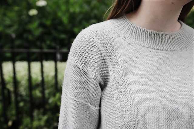 Drop shoulder sweater knitting pattern
