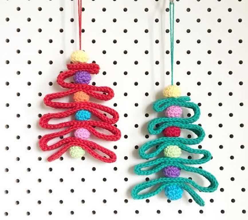 Easy christmas decoration knitting pattern