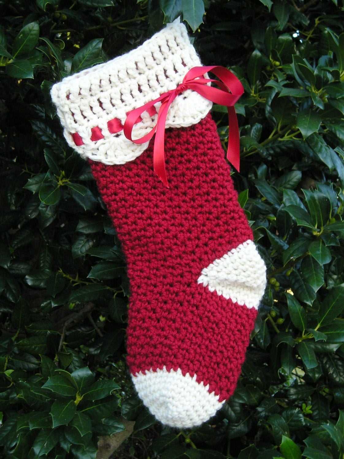 Easy knitted stocking pattern