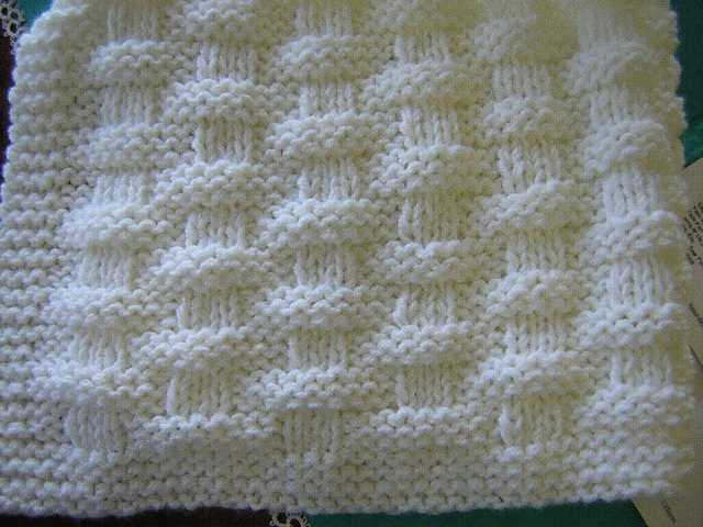 Easy baby blanket knitting patterns for beginners