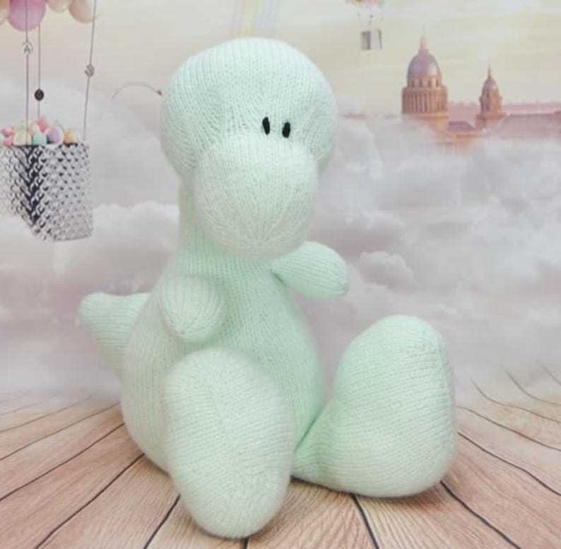 Easy dinosaur knitting pattern