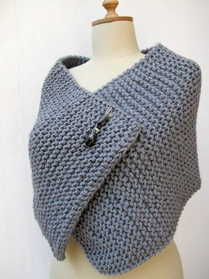 Easy knit capelet pattern